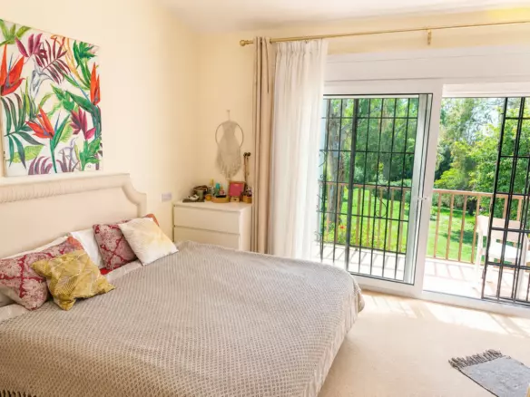 2-bedroom Villa In Estepona, Spain (140 M²)