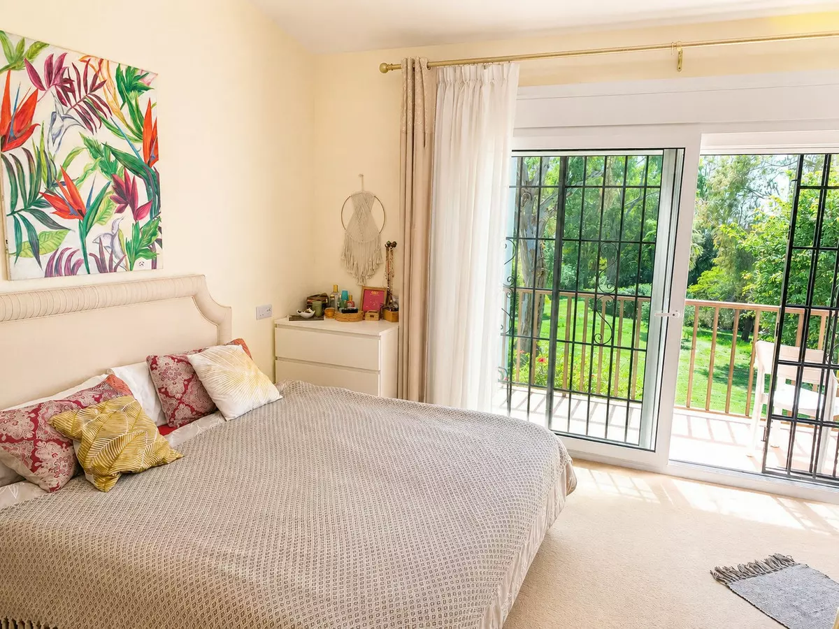 2-bedroom Villa In Estepona, Spain (140 M²)