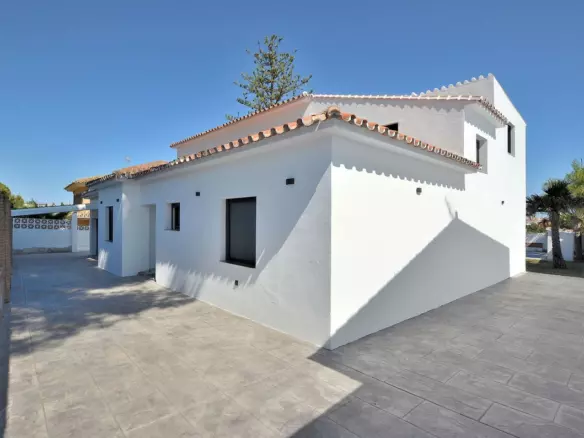 5-bedroom Villa In Mijas, Spain (307 M²)