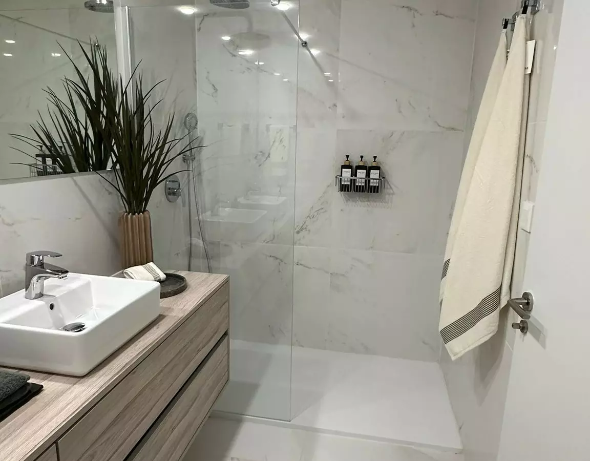 2-bedroom Apartment In Benidorm, Spain (103 M²)