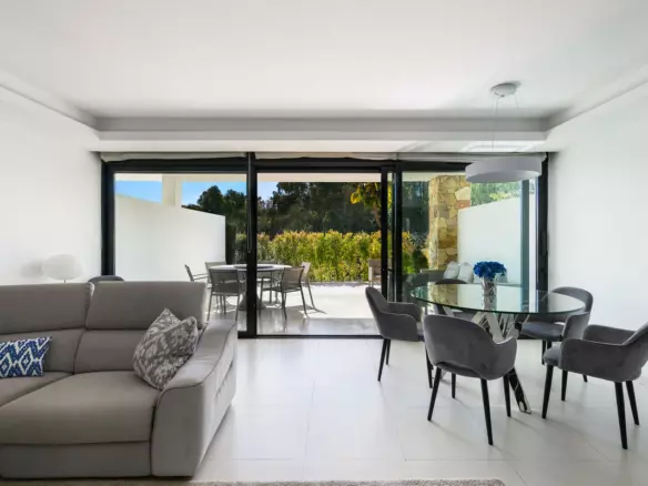 3-bedroom Town House In Marbella, Spain (250 M²)