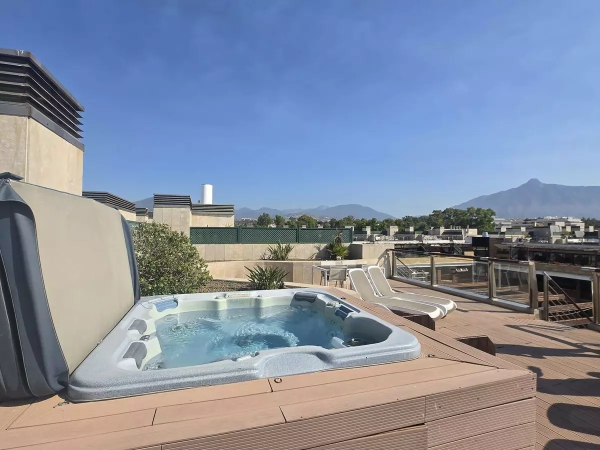 3-bedroom Apartment In Marbella, Spain (110 M²)