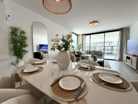 3-bedroom Apartment In Fuengirola, Spain (101 M²)