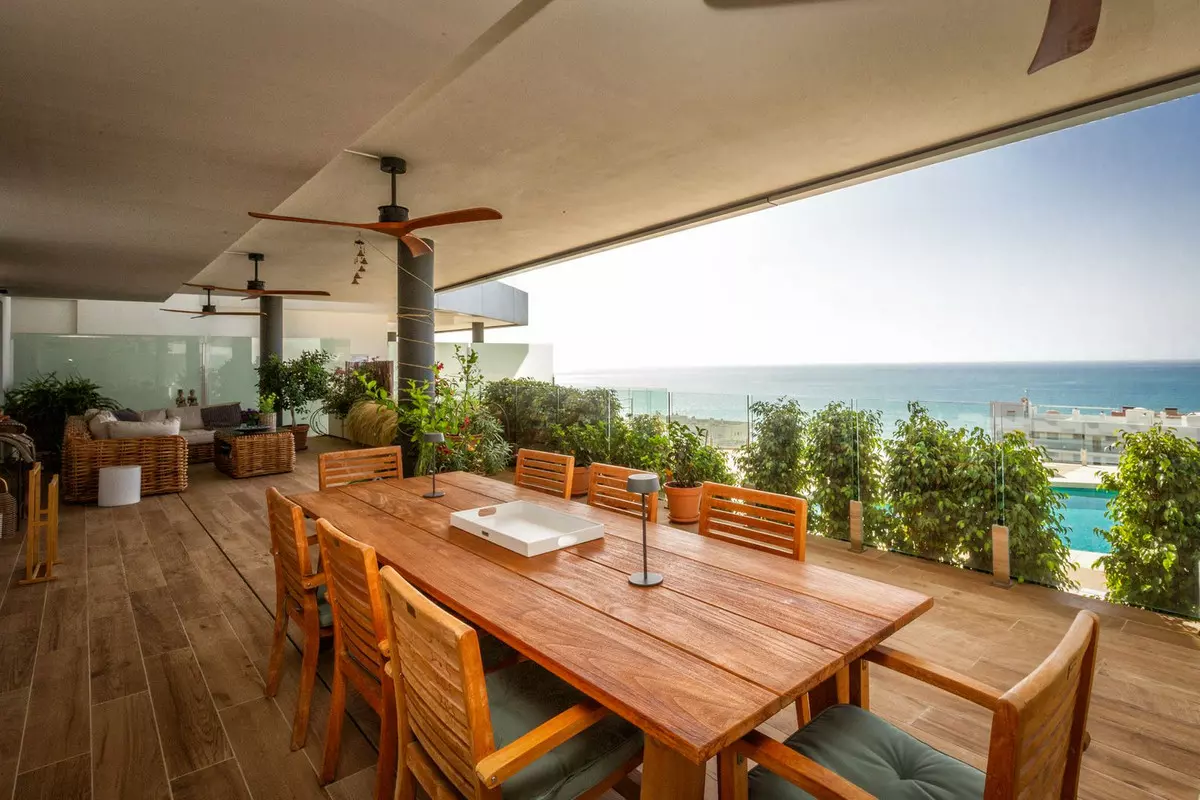 3-bedroom Apartment In Fuengirola, Spain (227 M²)