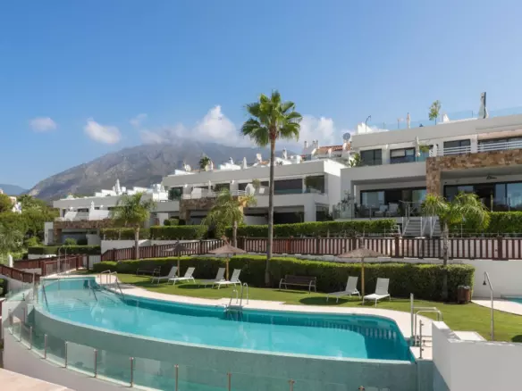 3-bedroom Town House In Marbella, Spain (250 M²)