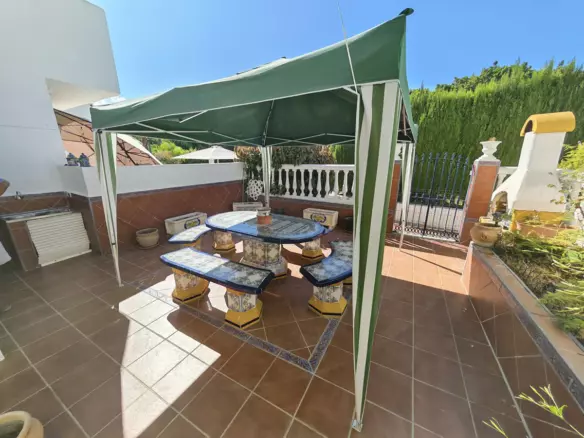 3-bedroom Town House In Estepona, Spain (140 M²)