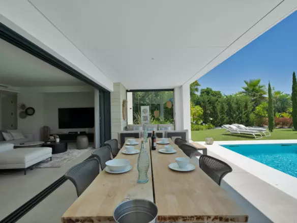 4-bedroom Villa In Mijas, Spain (314 M²)