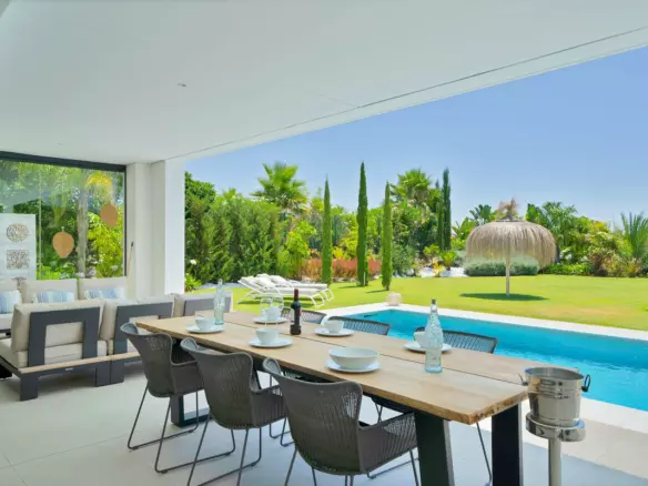 4-bedroom Villa In Mijas, Spain (314 M²)