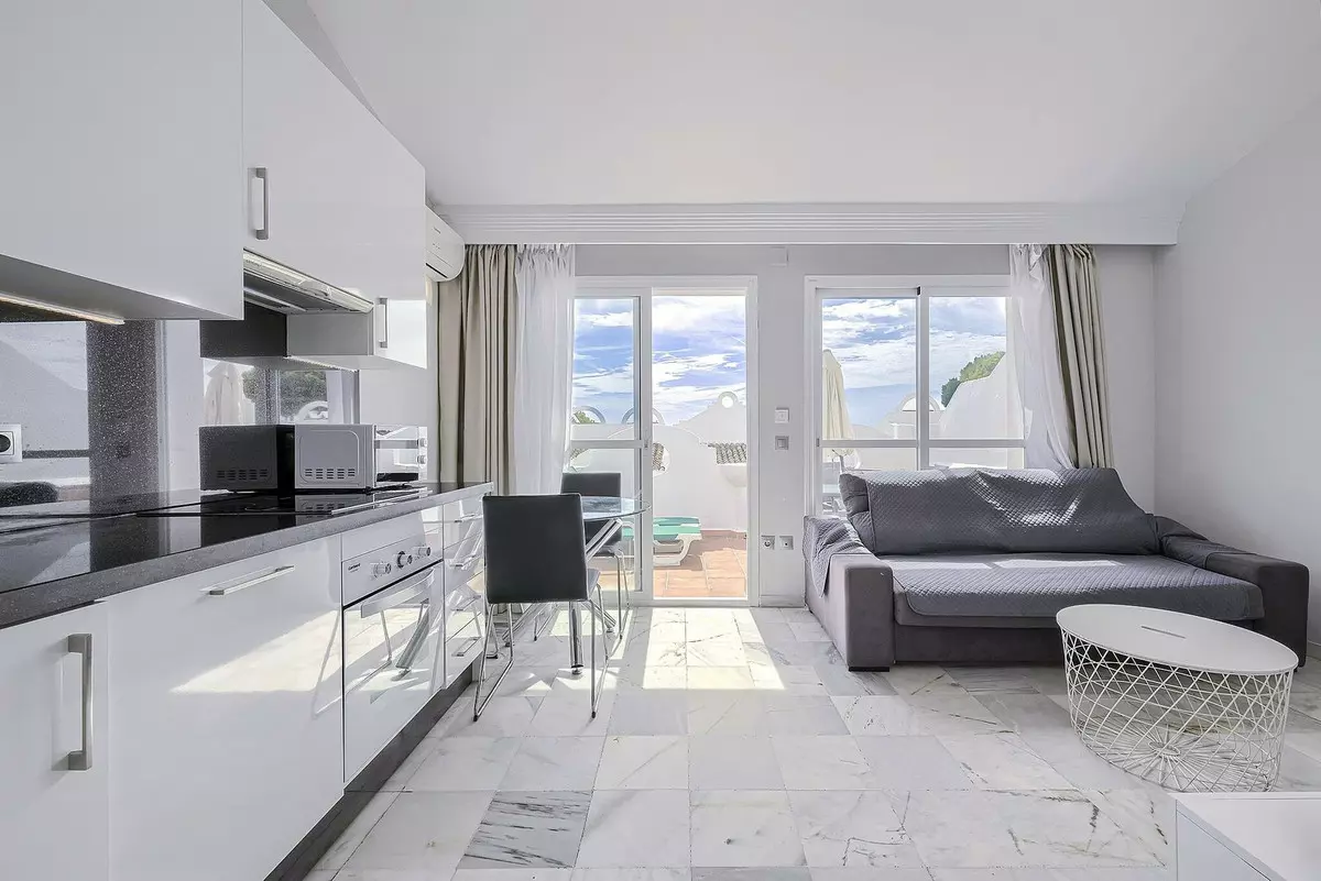 2-bedroom Town House In Marbella, Spain (82 M²)
