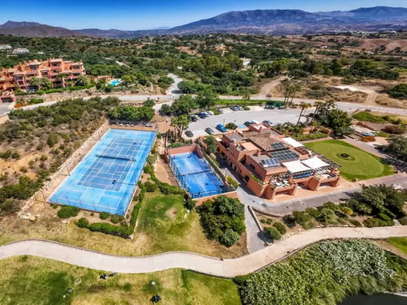 3-bedroom Apartment In Marbella, Spain (163 M²)