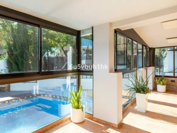 5-bedroom Villa In Torremolinos, Spain (288 M²)