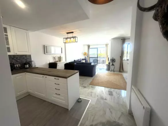 2-bedroom Apartment In Estepona, Spain (109 M²)