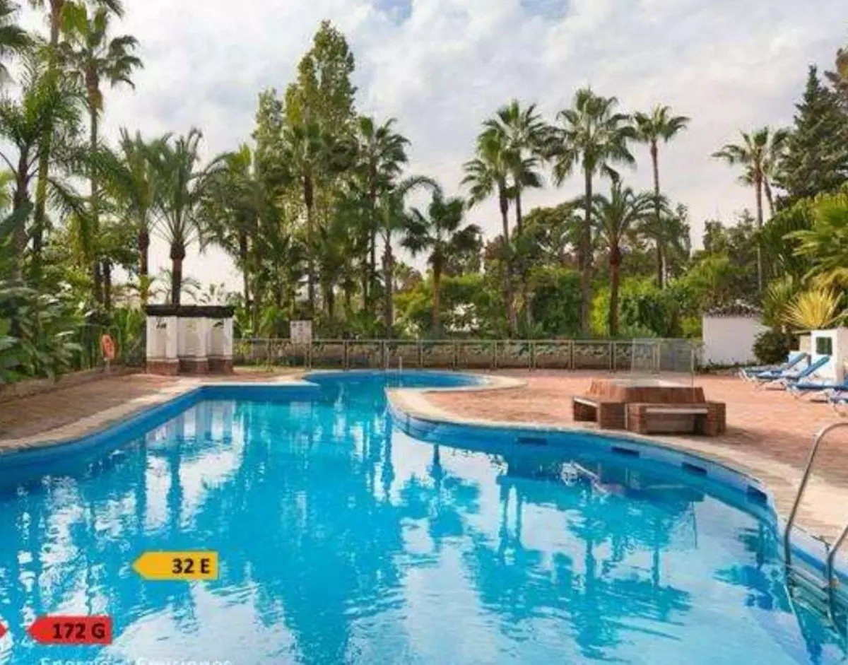 2-bedroom Apartment In Marbella, Spain (91 M²)