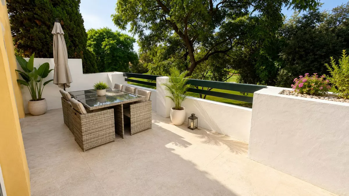 3-bedroom Apartment In Marbella, Spain (223 M²)