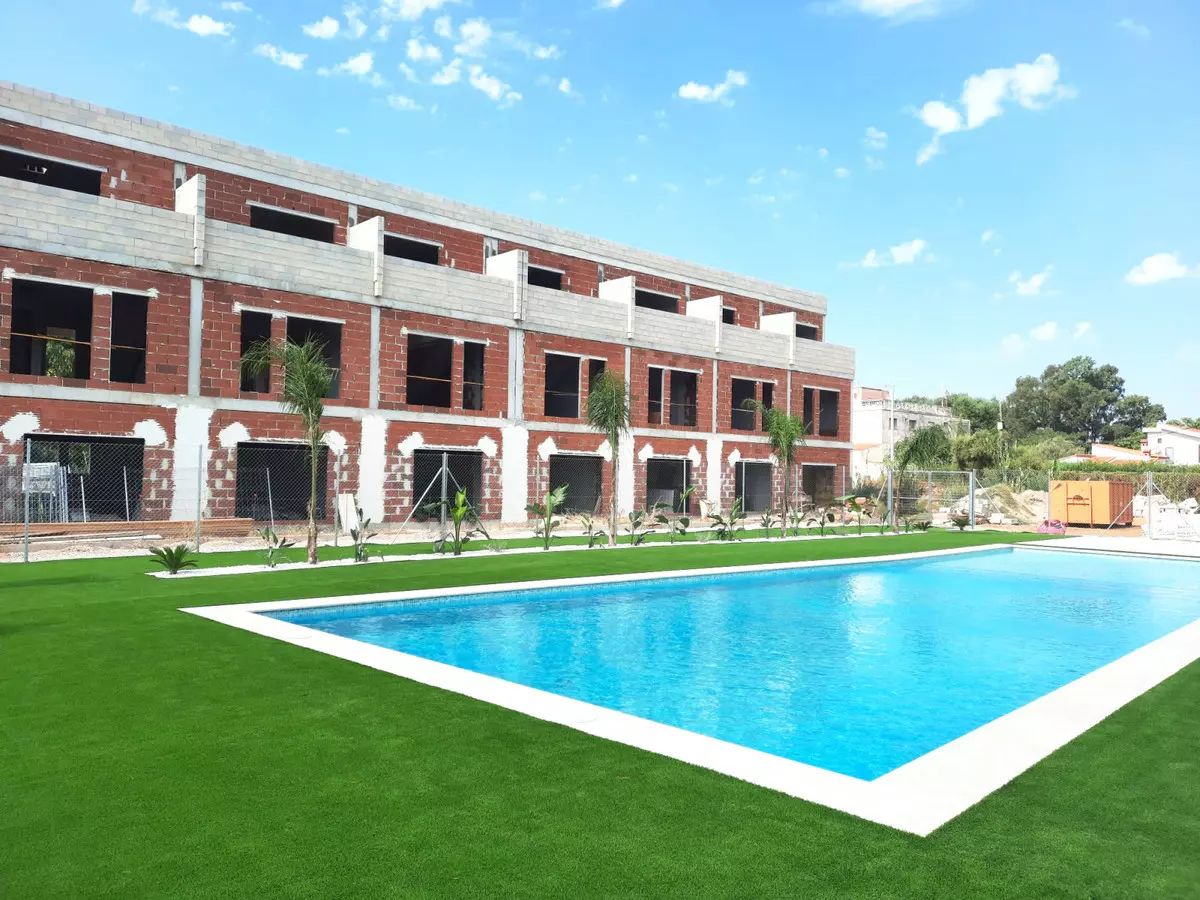 3-bedroom Town House In Denia, Spain (129 M²)