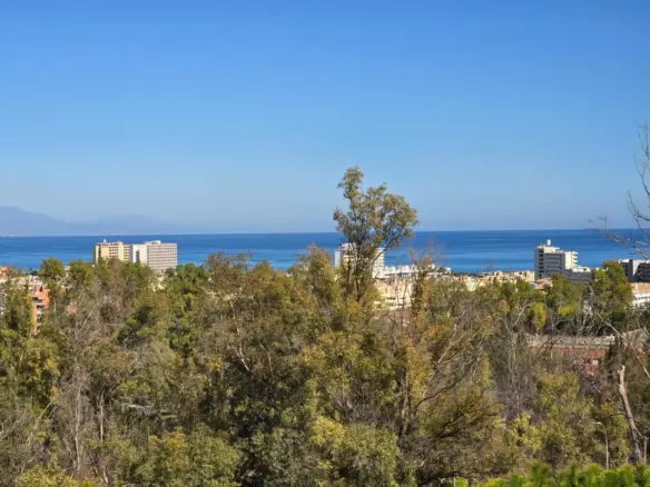 3-bedroom Villa In Torremolinos, Spain (235 M²)