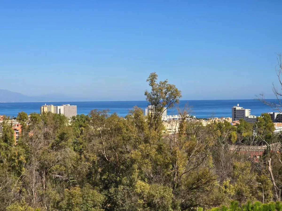 3-bedroom Villa In Torremolinos, Spain (235 M²)