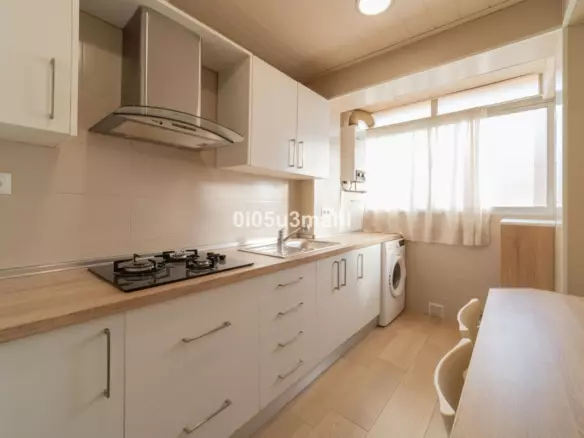 2-bedroom Apartment In Málaga, Spain (71 M²)
