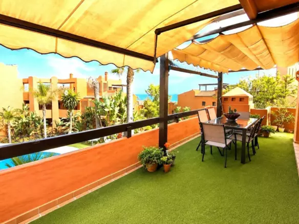 2-bedroom Apartment In Estepona, Spain (151 M²)