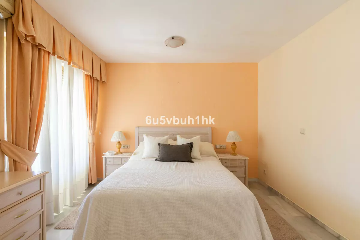 2-bedroom Apartment In Fuengirola, Spain (119 M²)