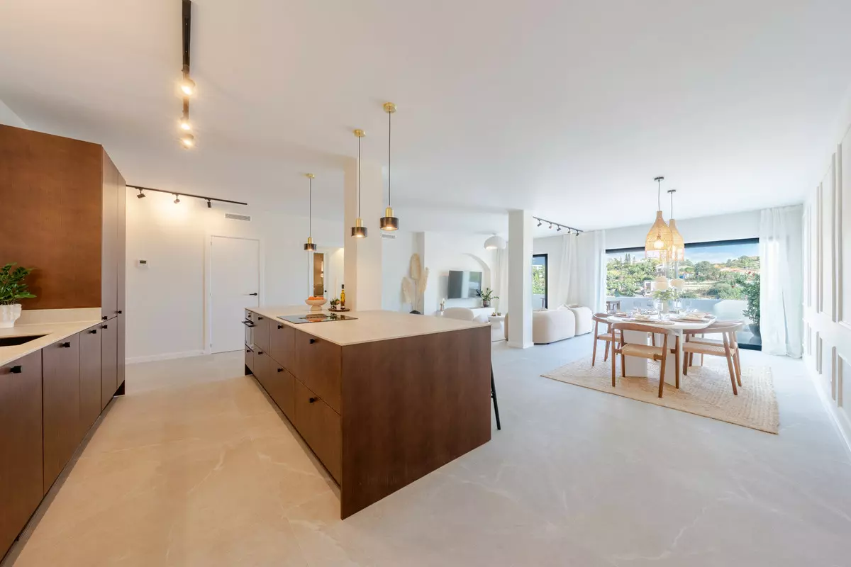3-bedroom Apartment In Benahavis, Spain (150 M²)