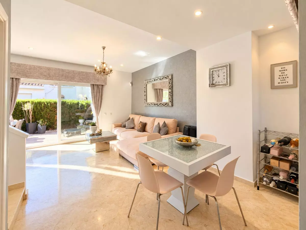 3-bedroom Villa In Manilva, Spain (97 M²)