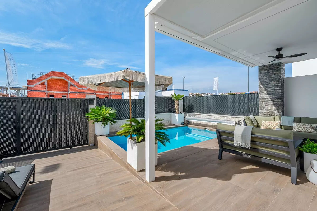 3-bedroom Villa In Orihuela, Spain (119 M²)
