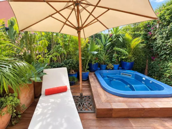 5-bedroom Town House In Marbella, Spain (277 M²)