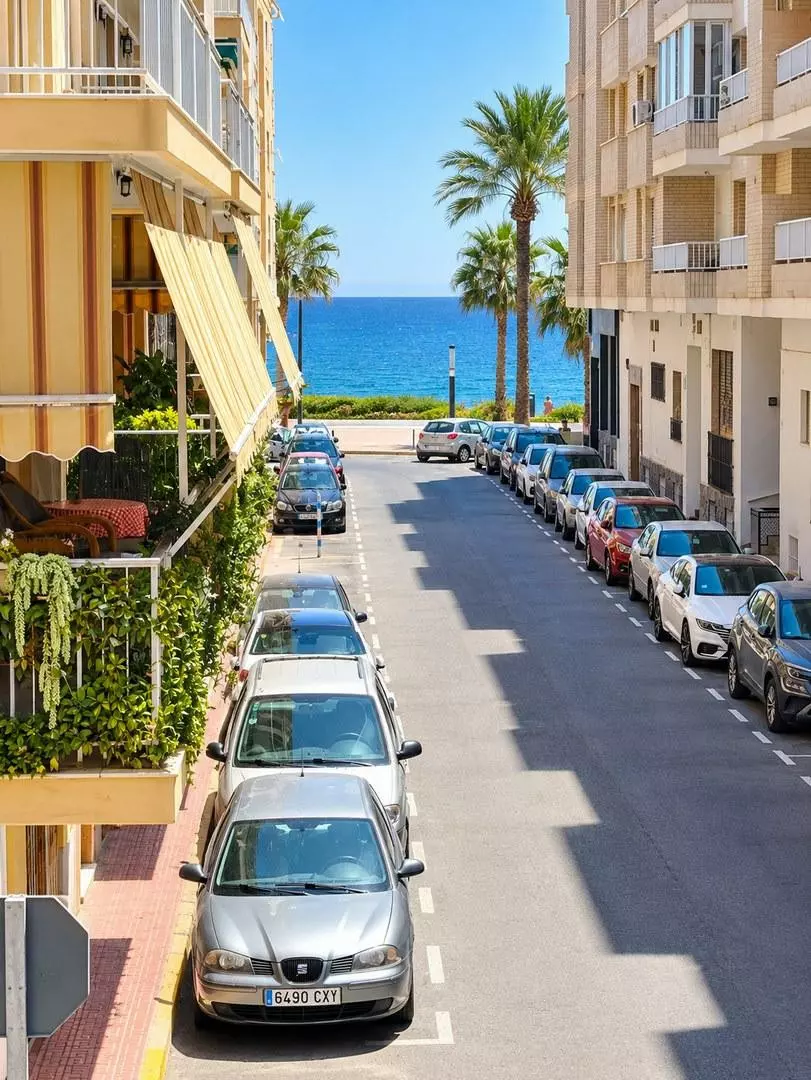 3-bedroom Apartment In Torrevieja, Spain (106 M²)