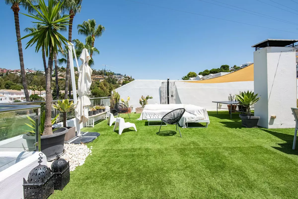 3-bedroom Apartment In Benahavis, Spain (173 M²)