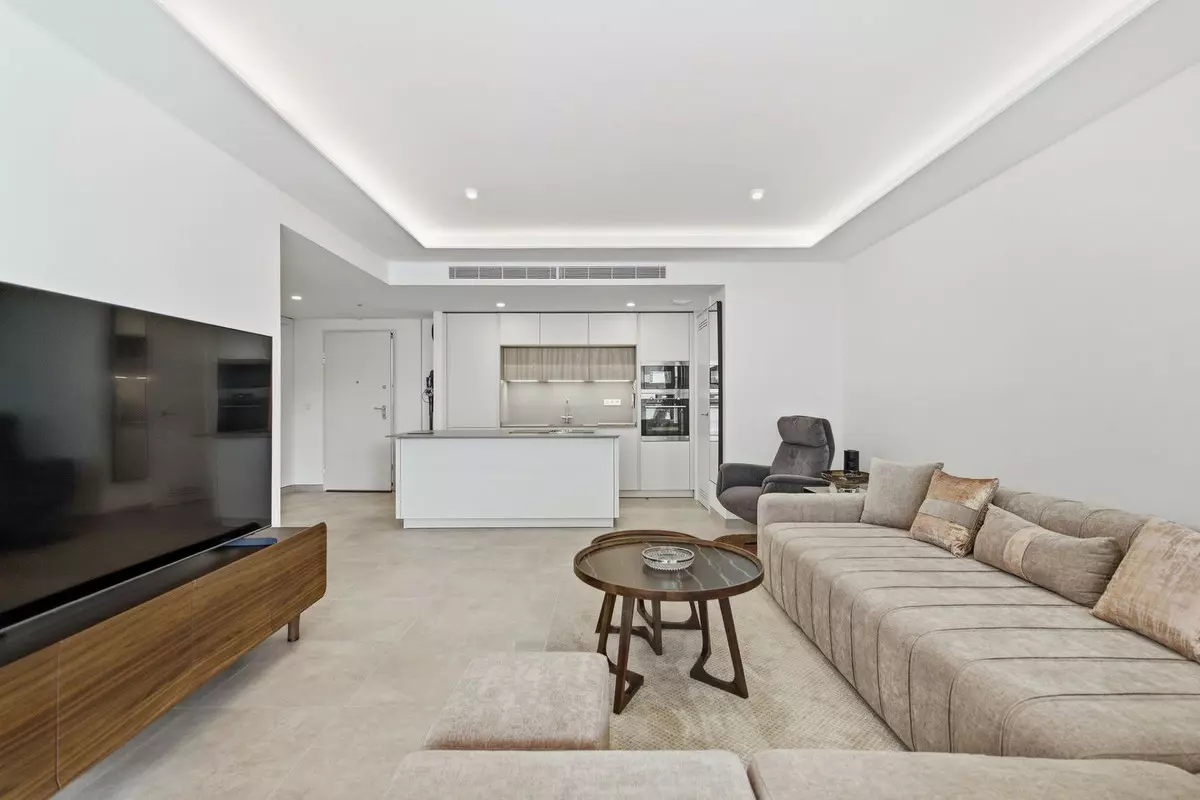 2-bedroom Apartment In Fuengirola, Spain (124 M²)