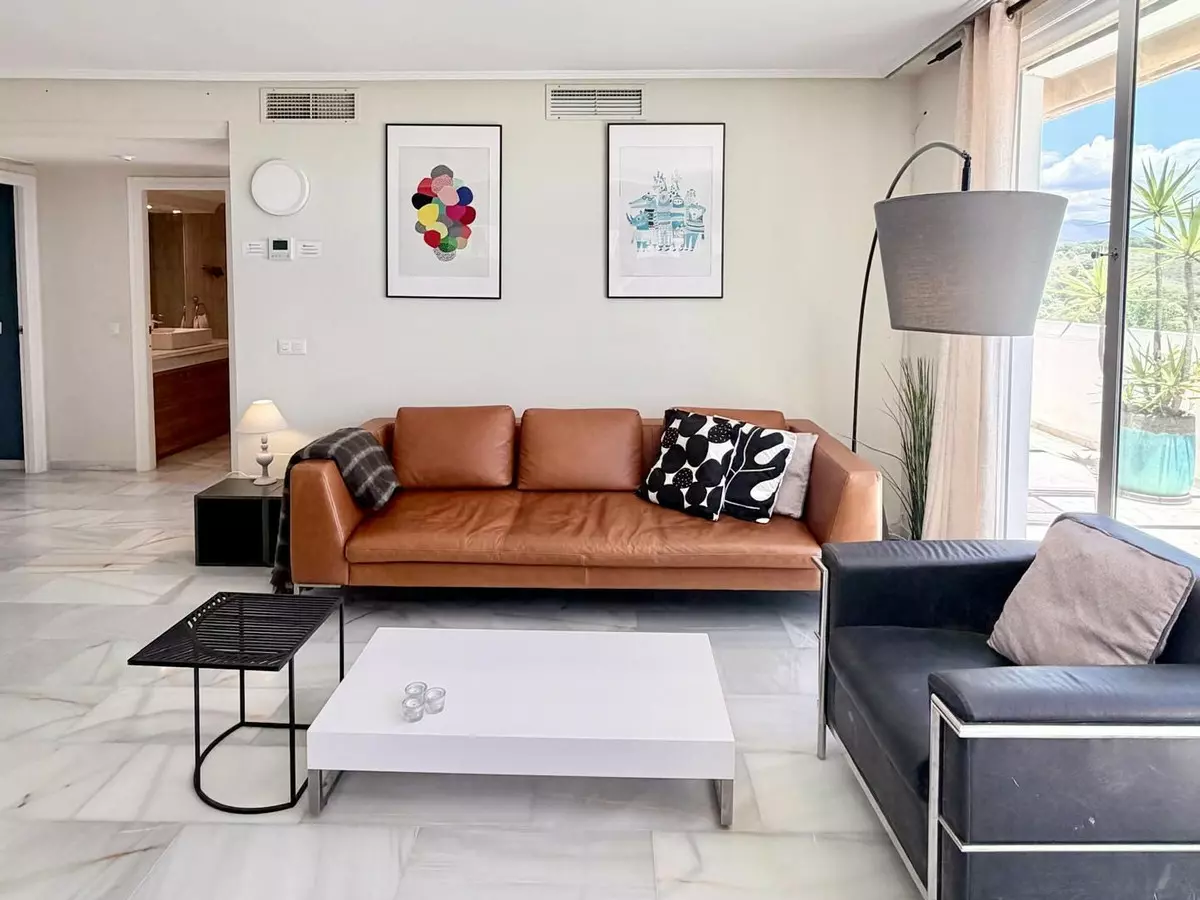 3-bedroom Apartment In Estepona, Spain (145 M²)