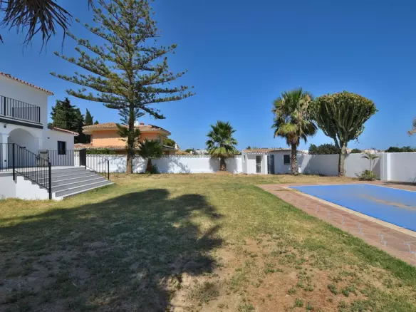 5-bedroom Villa In Mijas, Spain (307 M²)
