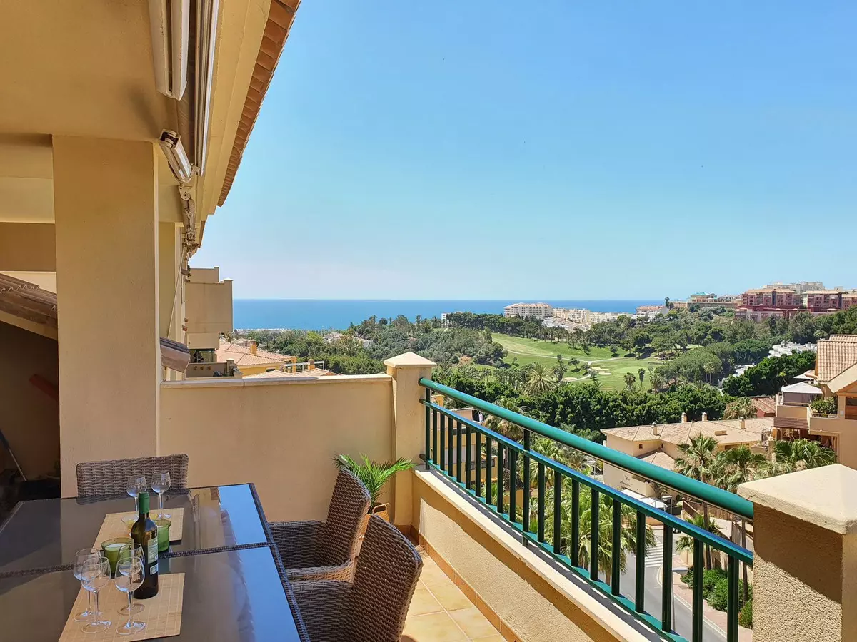 2-bedroom Apartment In Benalmádena, Spain (108 M²)