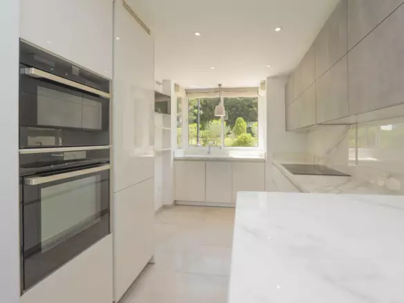 3-bedroom Villa In Marbella, Spain (174 M²)