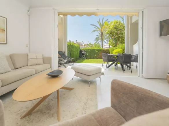 3-bedroom Villa In Marbella, Spain (174 M²)