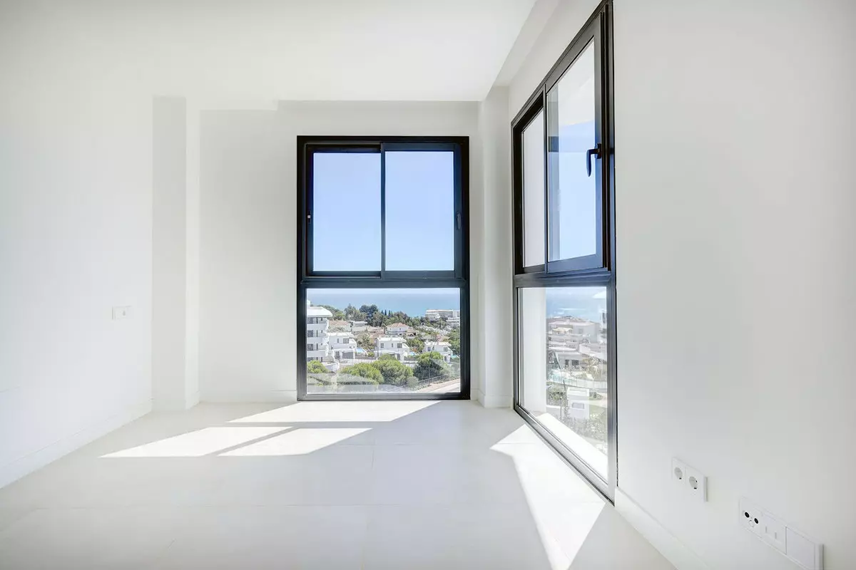 3-bedroom Apartment In Fuengirola, Spain (132 M²)