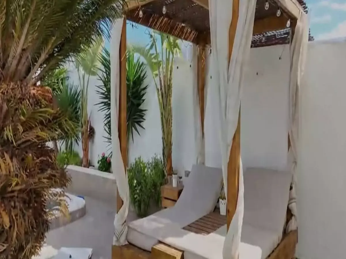 5-bedroom Villa In Torrevieja, Spain (199 M²)