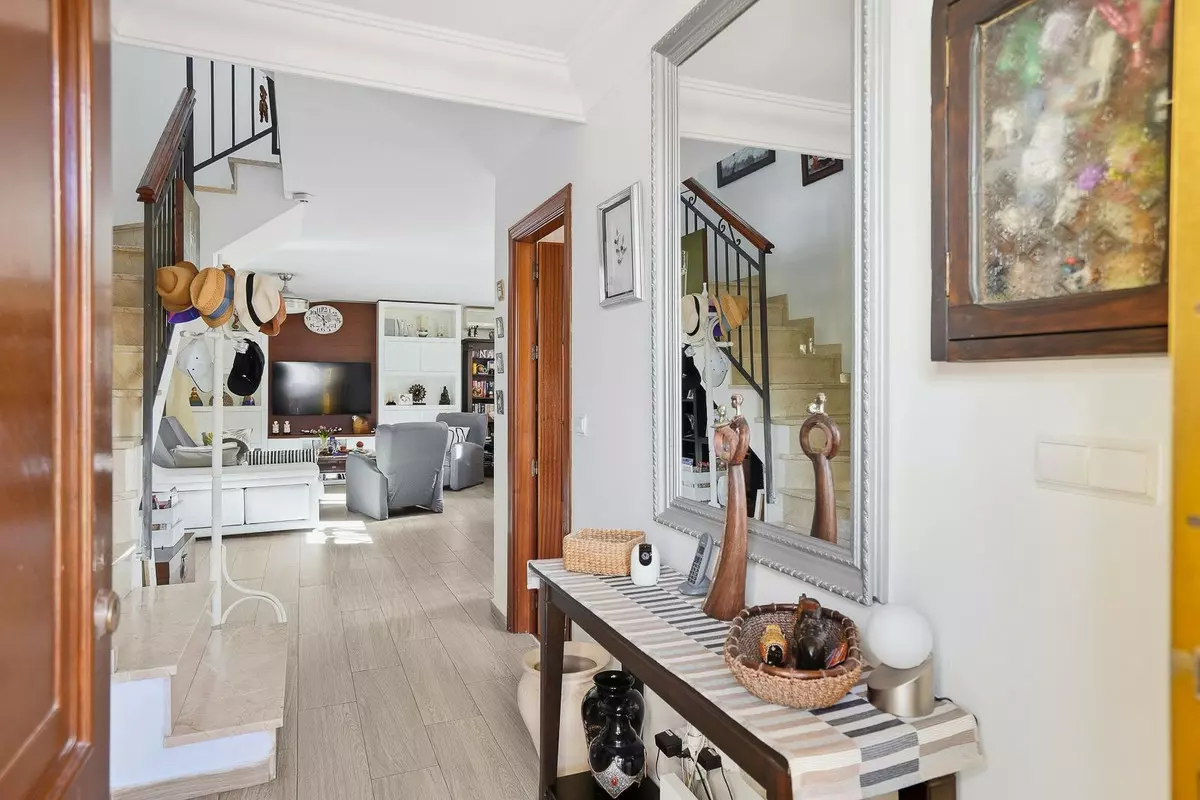 4-bedroom Town House In Benalmádena, Spain (195 M²)