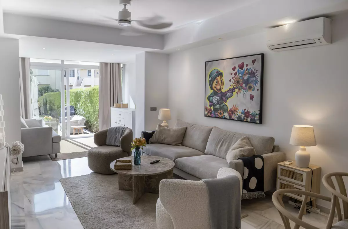 2-bedroom Apartment In Estepona, Spain (120 M²)