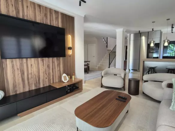 4-bedroom Villa In Mijas, Spain (185 M²)