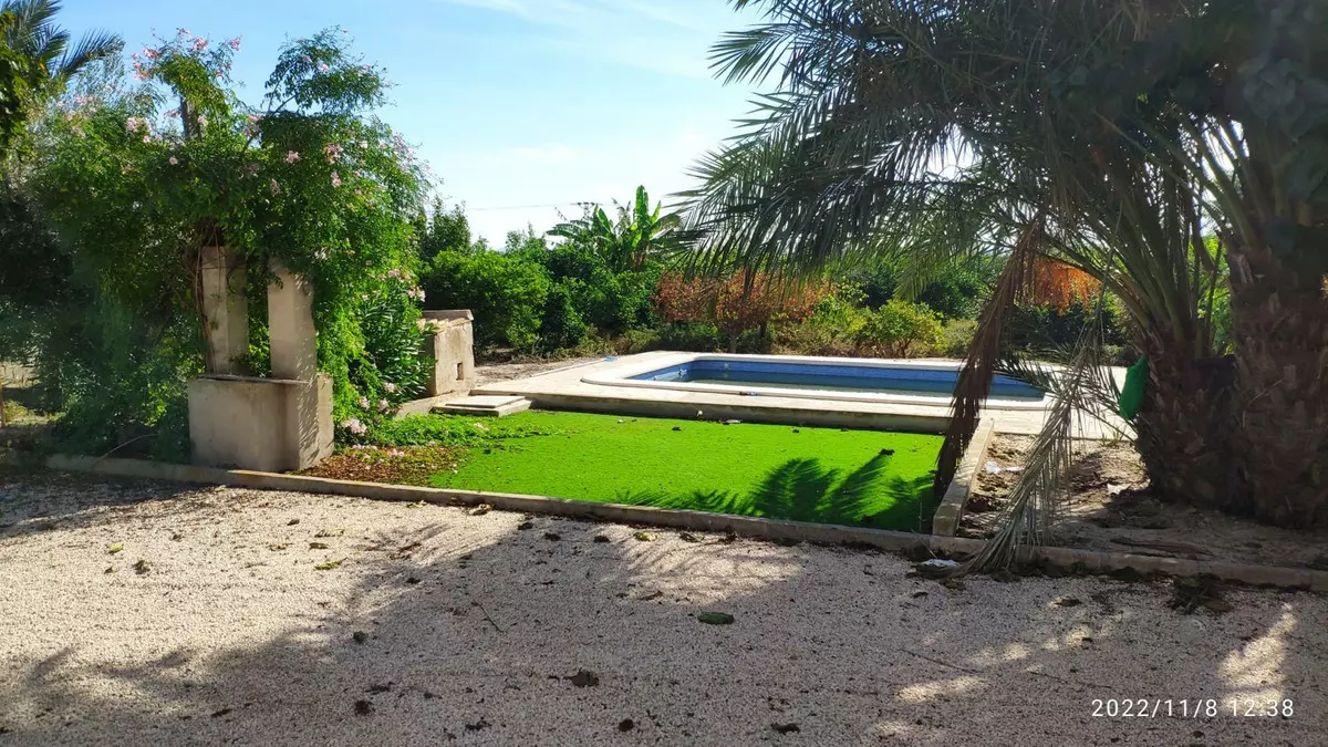 2-bedroom Villa In Redovan, Spain (319 M²)