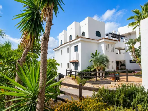 2-bedroom Apartment In Casares, Spain (109 M²)