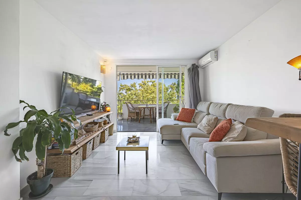 1-bedroom Apartment In Marbella, Spain (55 M²)