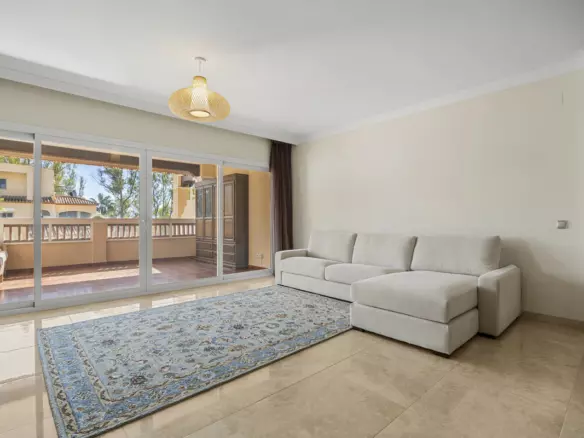 2-bedroom Apartment In Estepona, Spain (155 M²)