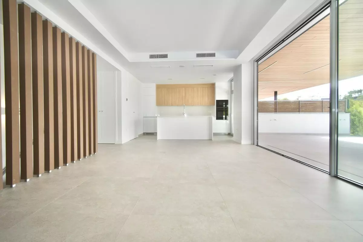 4-bedroom Apartment In Marbella, Spain (205 M²)