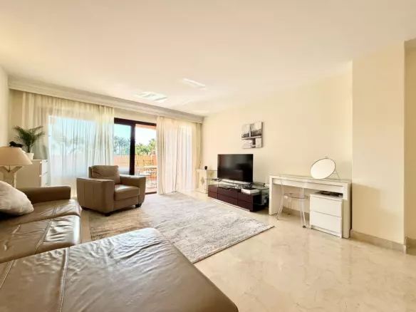 2-bedroom Apartment In Benahavis, Spain (128 M²)