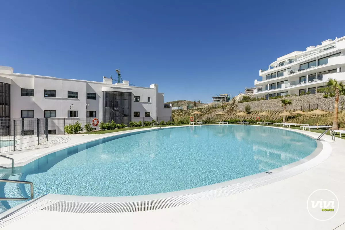 3-bedroom Apartment In Fuengirola, Spain (123 M²)