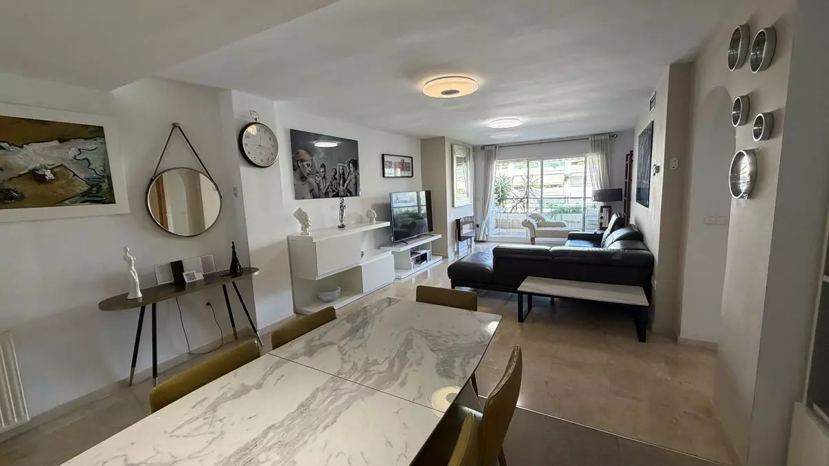 3-bedroom Apartment In Marbella, Spain (130 M²)