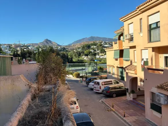 3-bedroom Apartment In Estepona, Spain (121 M²)